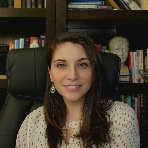 Headshot of Ruth Homer, LCSW