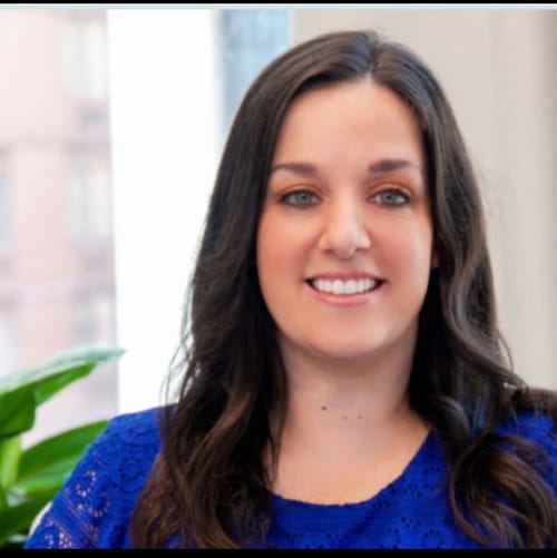 Headshot of Sara Bowles, LMHC