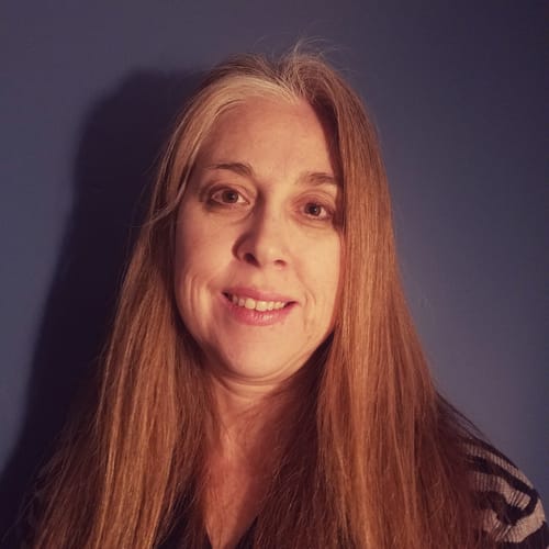 Headshot of Roseann Smith, LCSW