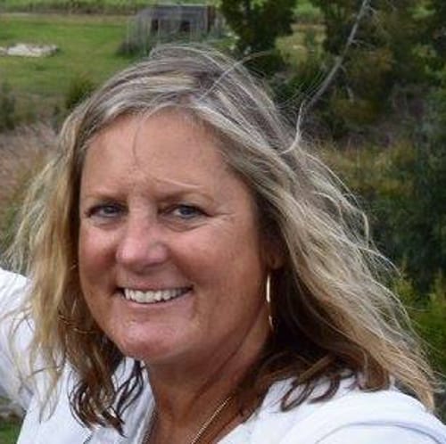 Headshot of Julie Braukhoff, LPC