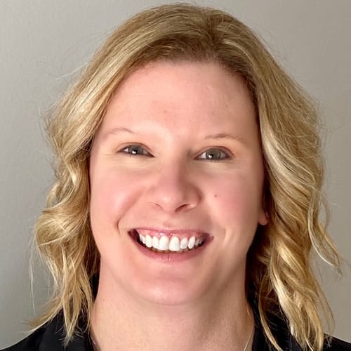 Headshot of Lauren O'Brien, LMHC