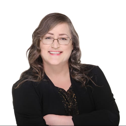 Headshot of Angela Larsh, LMHC