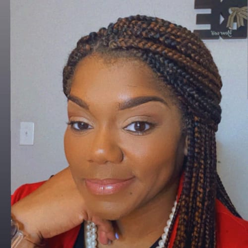 Headshot of Camesha Williams, LCSW