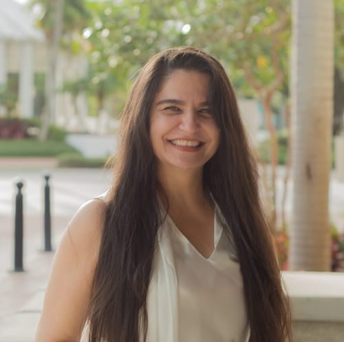 Headshot of Maria Puentes, LMHC