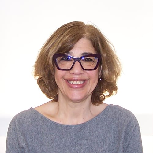 Headshot of Leslie Harf, CP
