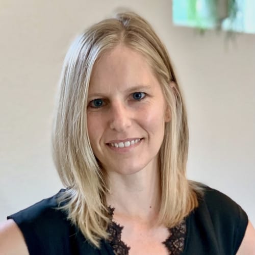 Headshot of Kristi Rhebb, LMFT