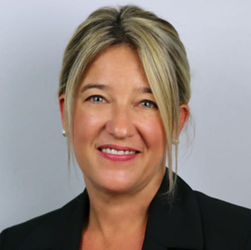 Headshot of Robyn Boone, LMHC