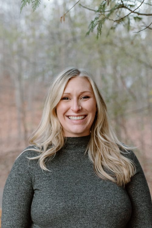 Headshot of Jennifer Ashley, LCSW