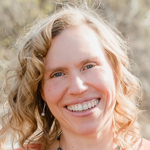 Headshot of Jenny Pelo, LPCC
