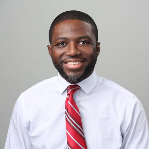 Headshot of Adeyemi Green, LCSW