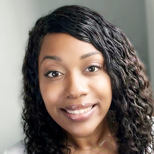 Headshot of Speshelle Garcia, LCSW