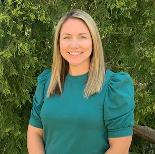 Headshot of Dana Mocey, LCSW