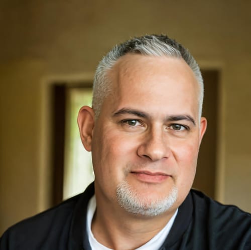 Headshot of Ken Bennett, LCSW