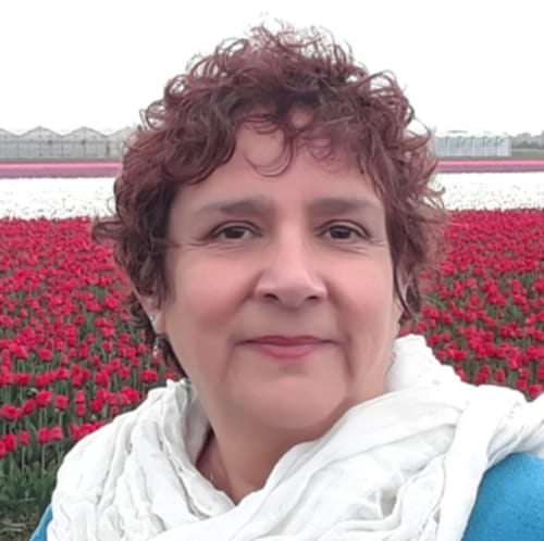 Headshot of Loretta Juarez-Wagner, LICSW