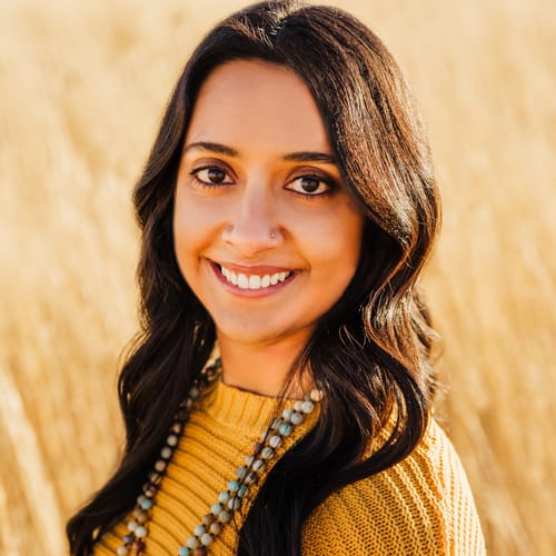 Headshot of Easha Tiwari, LCSW