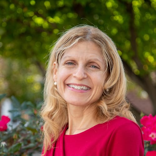 Headshot of Jodi Bassett, LCSW
