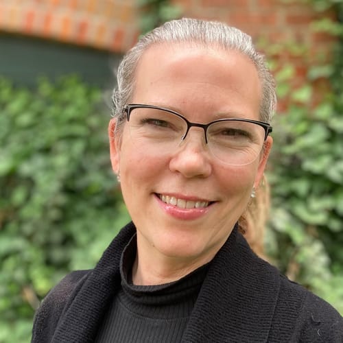 Headshot of Michele Anson, LMHC
