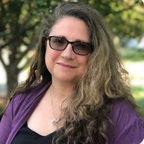 Headshot of Emily Hionides-Horner, LISW