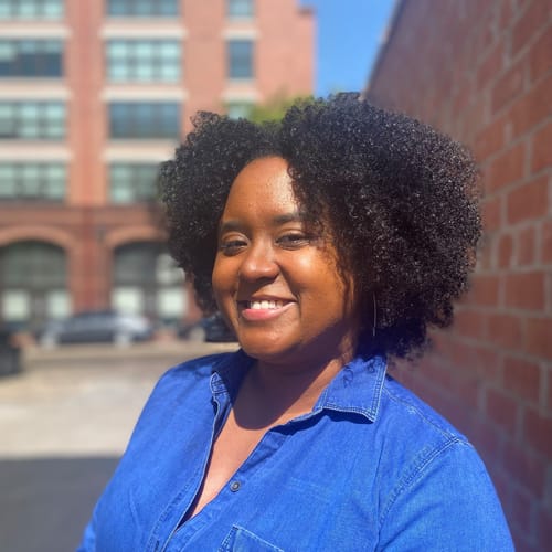 Headshot of Marisa Nieves, LCSW