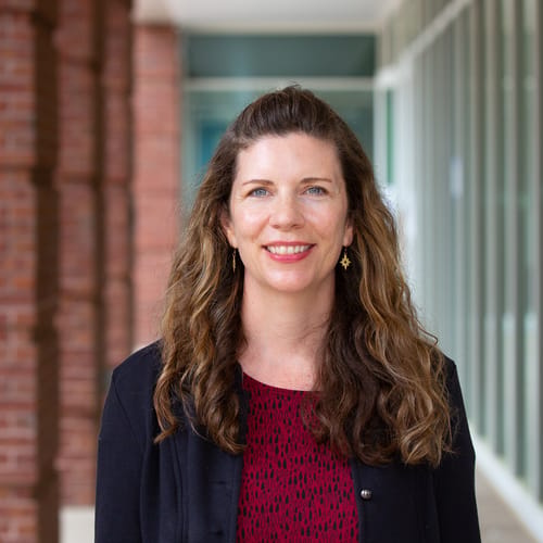 Headshot of Kimberly Collins, LCSW