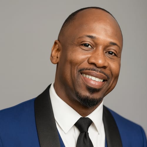 Headshot of Deon Bullard, LCSW