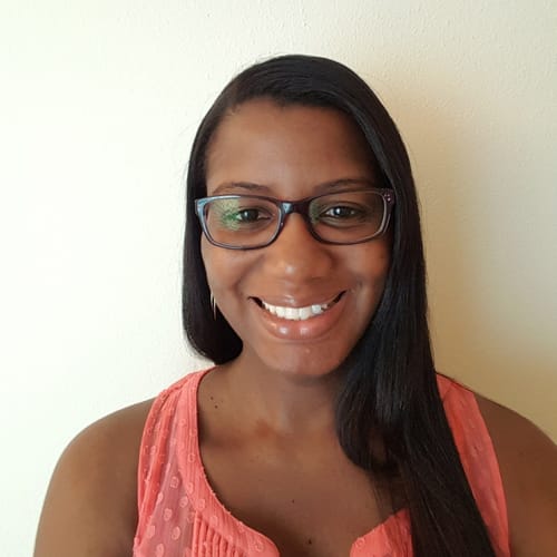 Headshot of Lourdes Contreras, LCSW