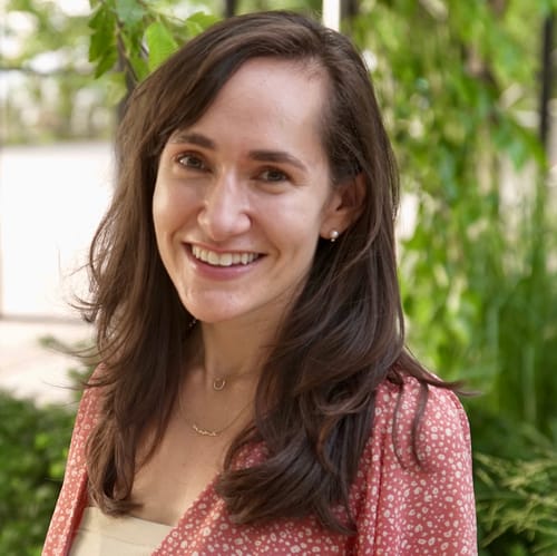Headshot of Tara Pine, LCSW