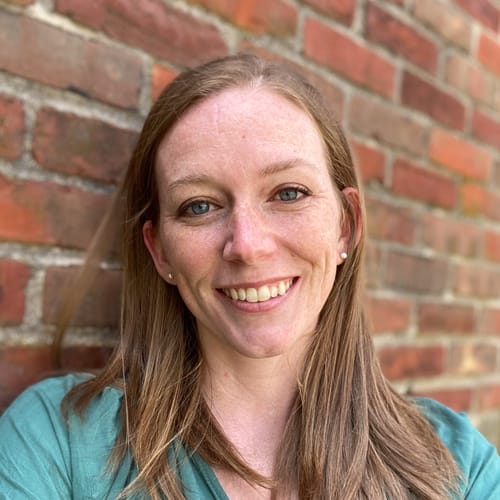 Headshot of Amanda Murray, LMHC