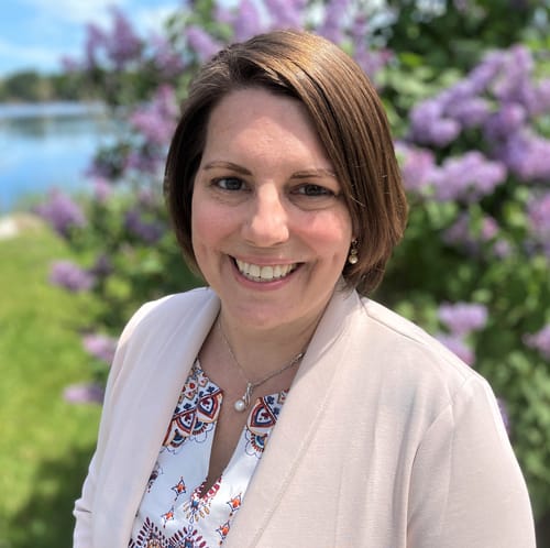 Headshot of Shannon Davidenko, LMHC