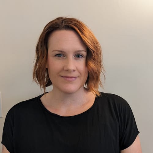 Headshot of Elizabeth Silverman, LICSW