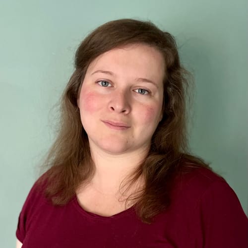 Headshot of Stephanie Traver, LCSW