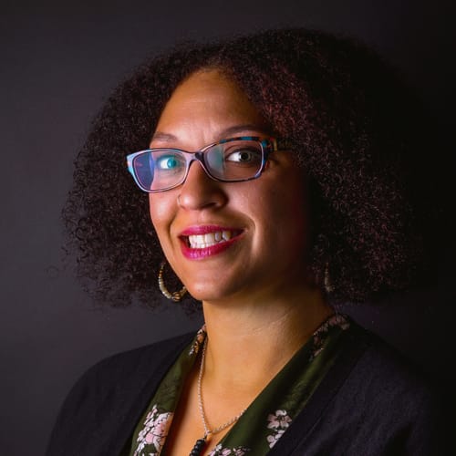 Headshot of Jacqueline Shelton-Espinosa, LCSW