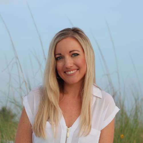 Headshot of Laura Gooding, LCSW