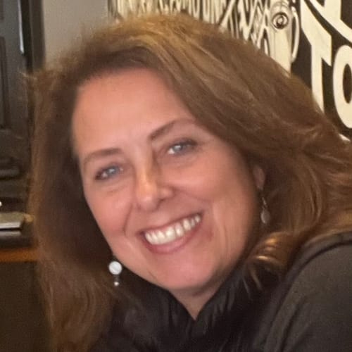 Headshot of Lynette Spencer, LCSW