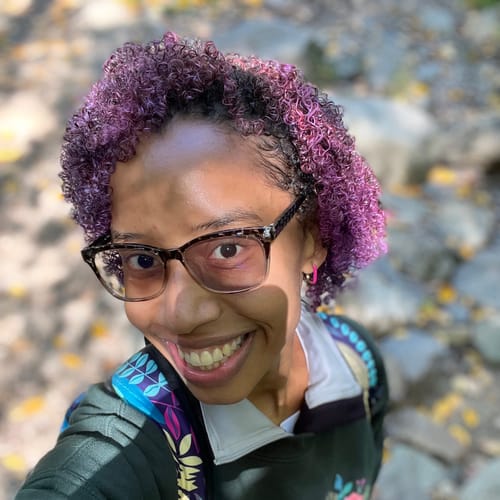 Headshot of Elizabeth Hernandez, LPC