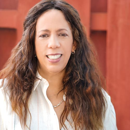 Headshot of Sandra Alvarado-Raymond, LMHC