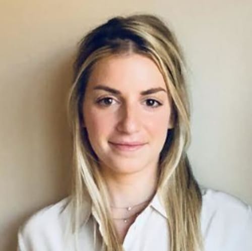 Headshot of Sarina Goldstein, LCSW