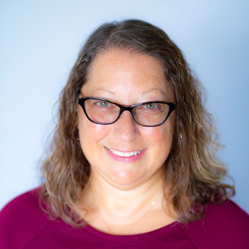 Headshot of Tori Noe, LMSW