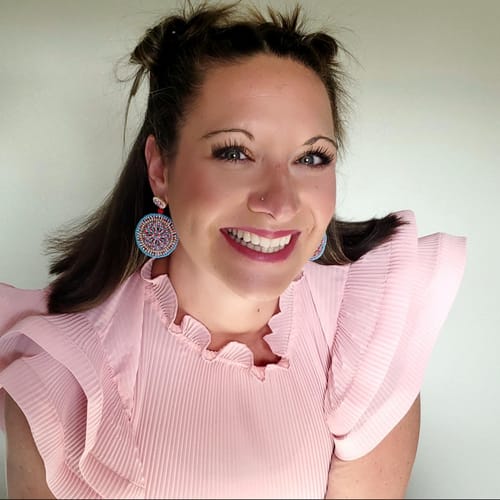 Headshot of Camile Price, LCSW