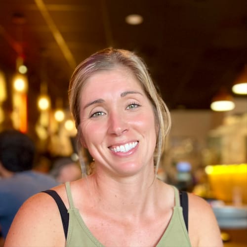 Headshot of Dana Langan, LCSW