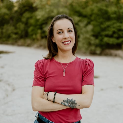 Headshot of Amanda Ramos, LPC