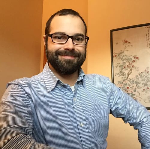 Headshot of Daniel Criado, LPC