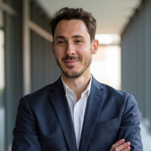 Headshot of Samuel Formanek, LMHC