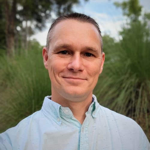 Headshot of Greg Hilgert, LPC