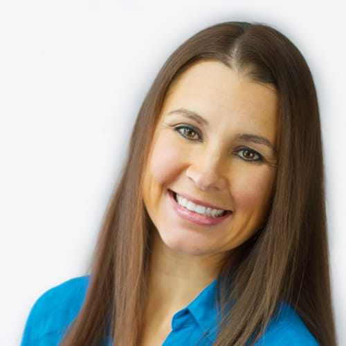 Headshot of Lisa Papiez, LPC