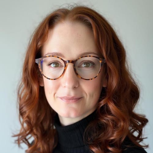 Headshot of Nicole Passaretti, NP