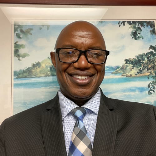 Headshot of Eshban Muthuka, APN