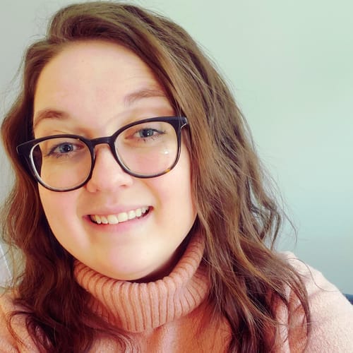 Headshot of Sarah Titus, LCSW