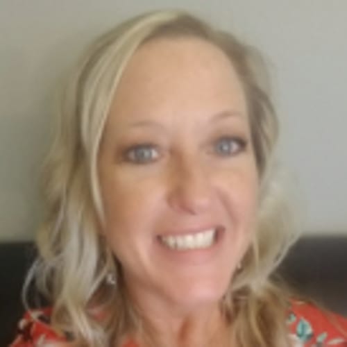 Headshot of Saundra Sheppard, LMHC