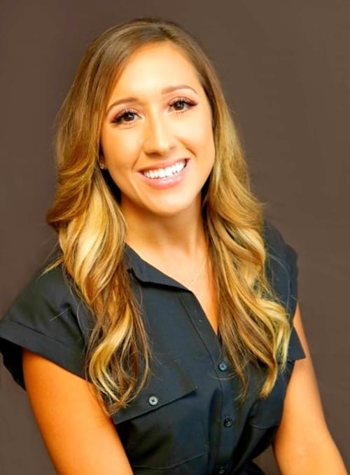 Headshot of Bianca Cotton, LPC